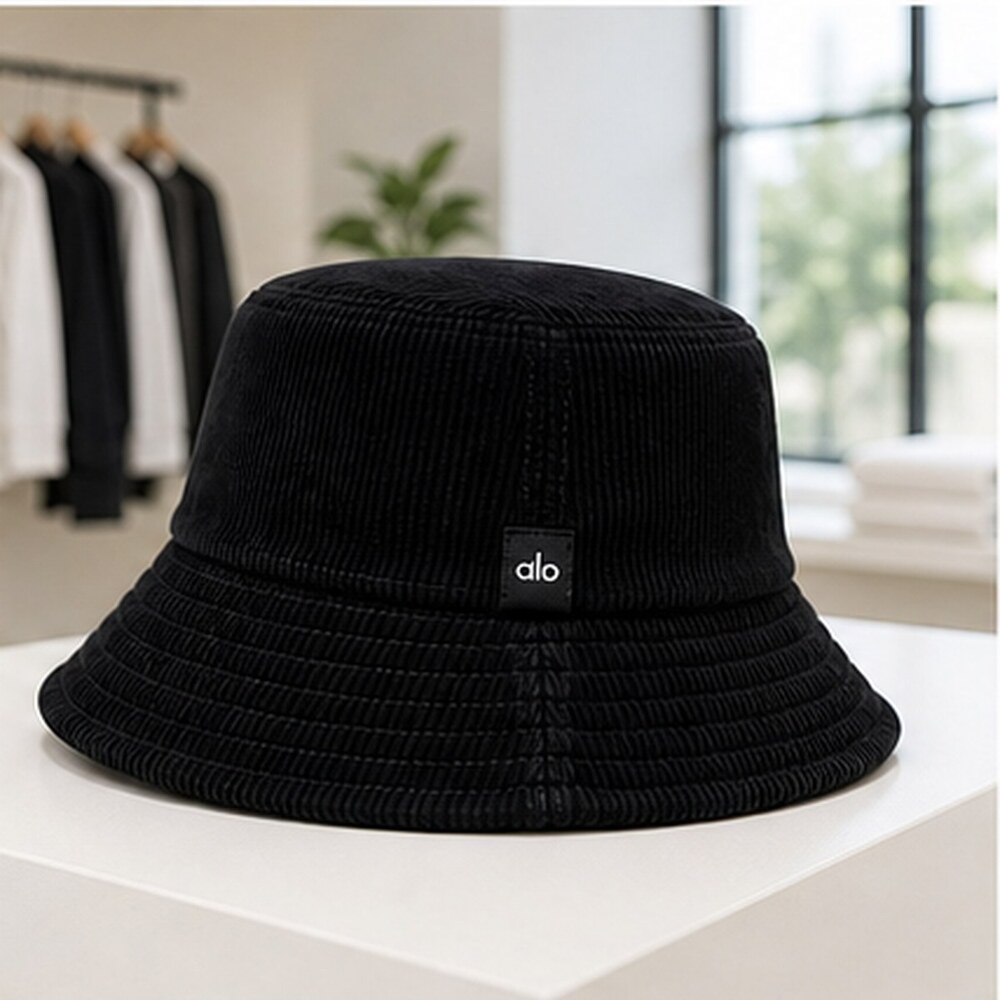 ALO Yoga Black Clean Bucket Hat OS